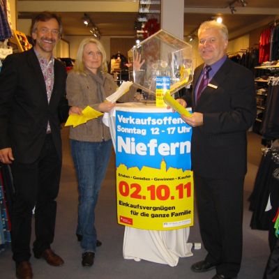 Bekleidung Wolf Niefern Galerie Verkaufsoffene Sonntage (12)